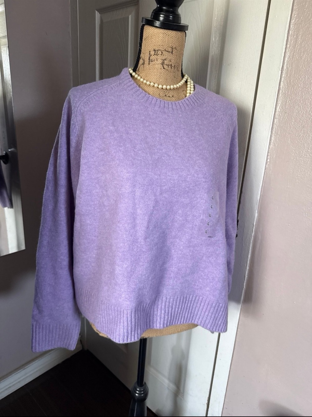 Uniqlo Lilac Crewneck Sweater